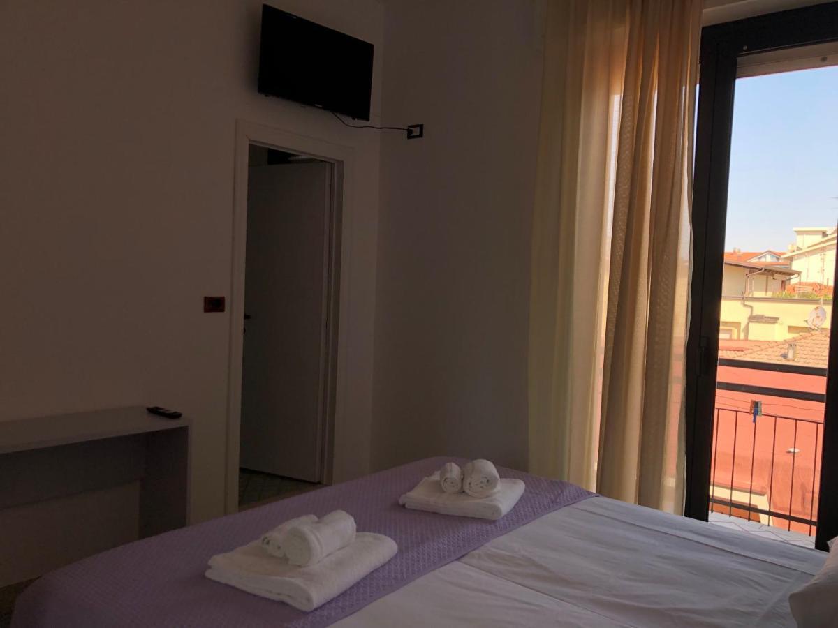 Vinsea Hotel Bellaria – Igea Marina Kültér fotó
