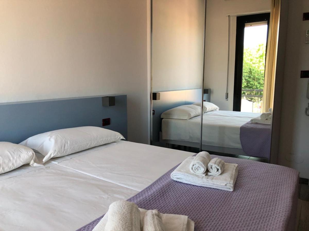 Vinsea Hotel Bellaria – Igea Marina Kültér fotó