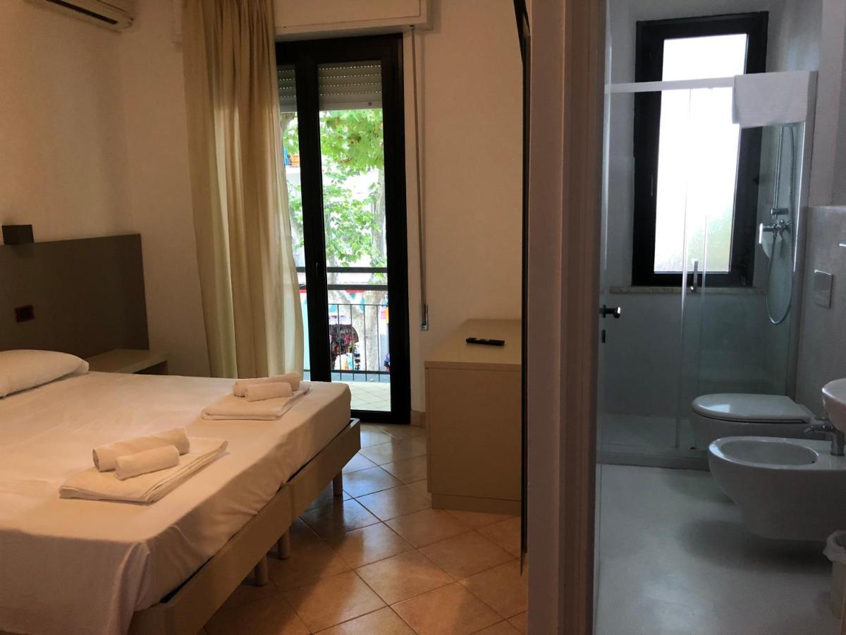 Vinsea Hotel Bellaria – Igea Marina Kültér fotó
