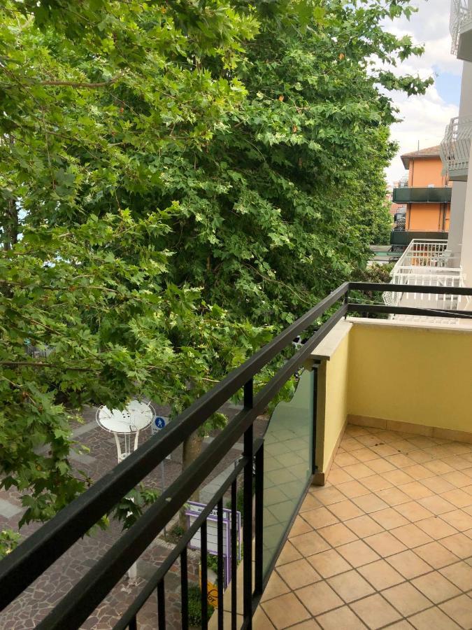 Vinsea Hotel Bellaria – Igea Marina Kültér fotó